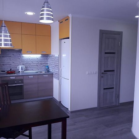 Apartmens Near Metalist Apartment Харков Екстериор снимка